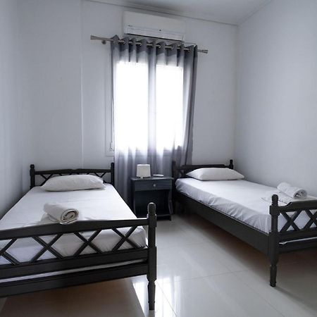 Iridanos Apartments สเกียธอสทาวน์ ภายนอก รูปภาพ