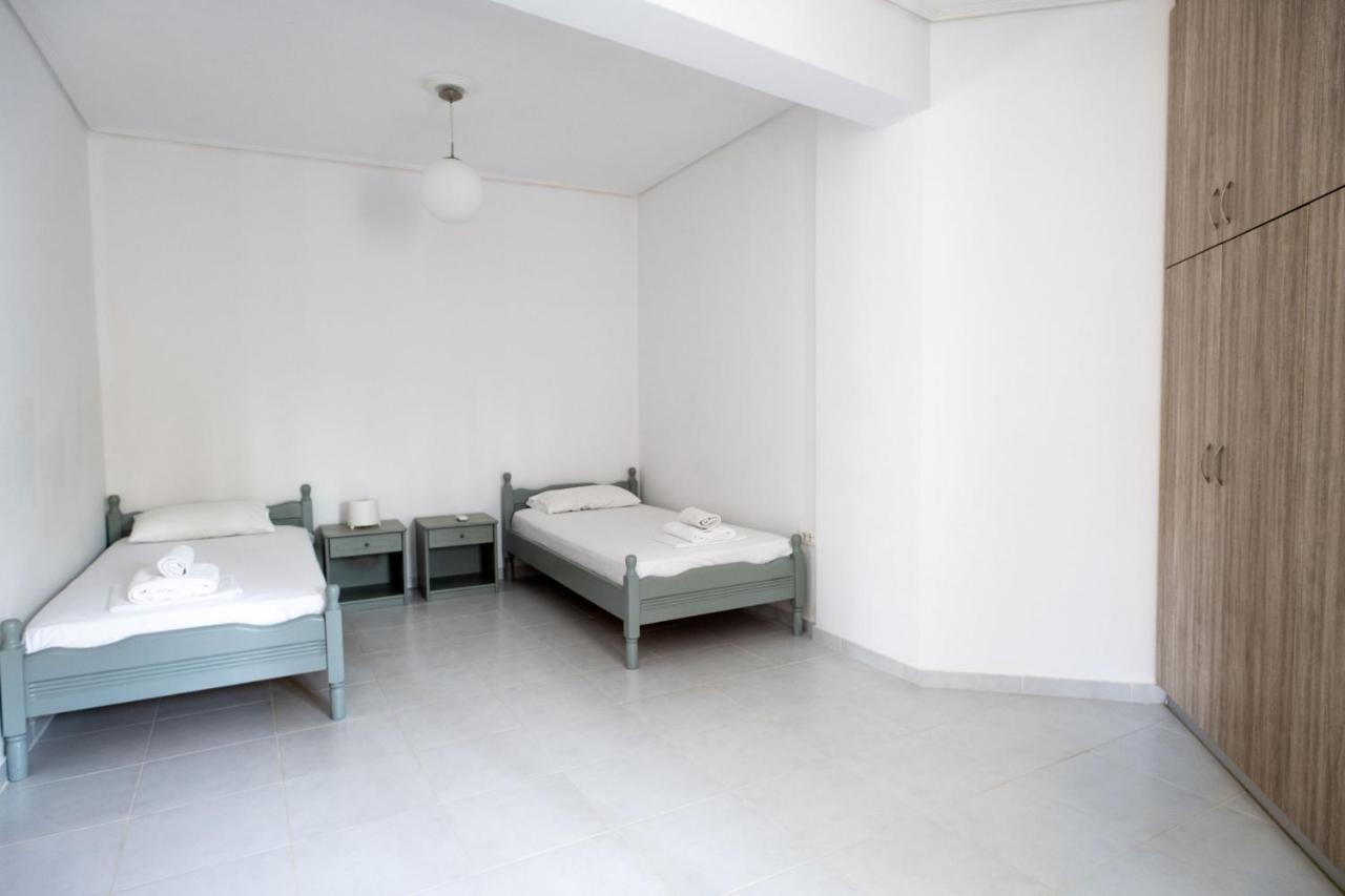 Iridanos Apartments สเกียธอสทาวน์ ภายนอก รูปภาพ