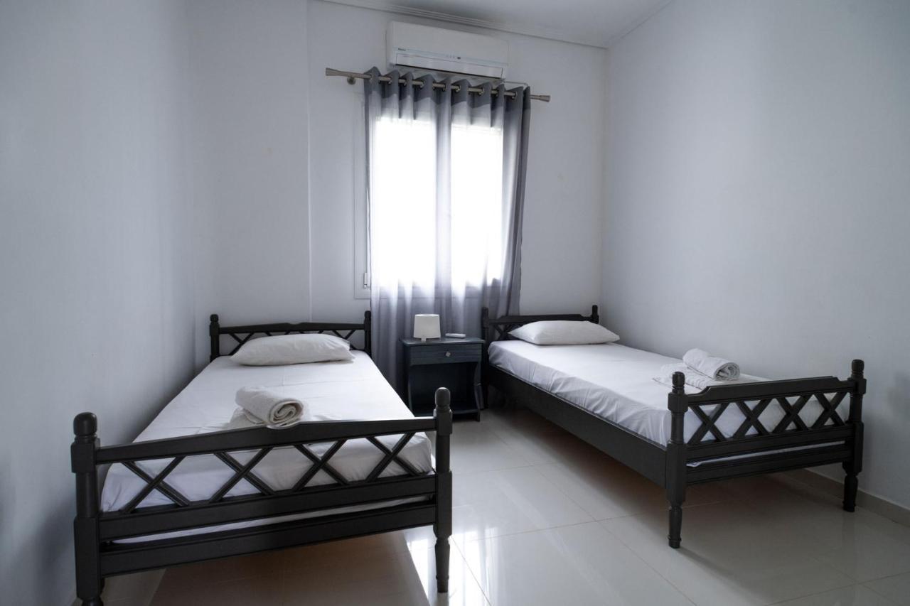 Iridanos Apartments สเกียธอสทาวน์ ภายนอก รูปภาพ