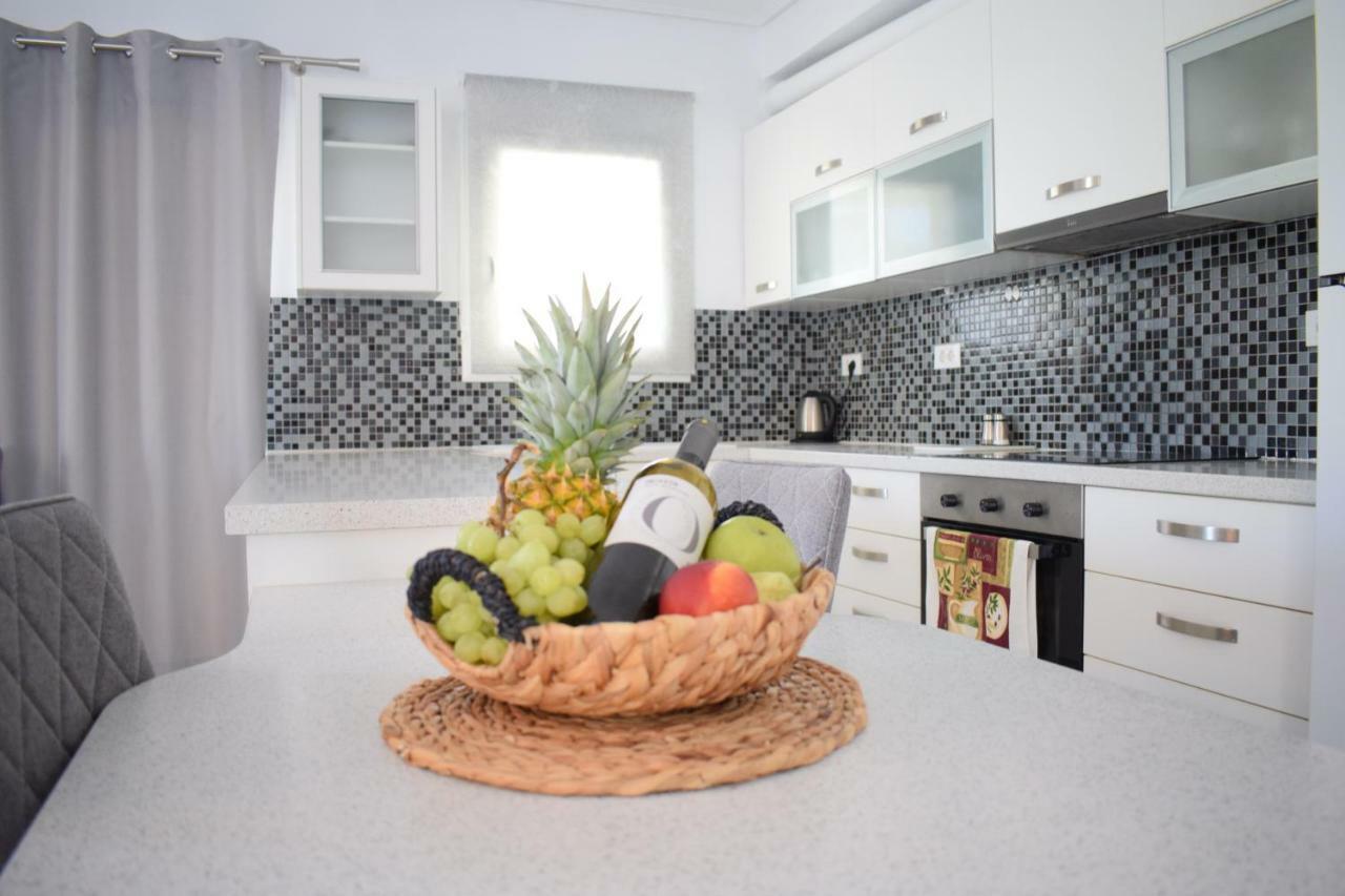 Iridanos Apartments สเกียธอสทาวน์ ภายนอก รูปภาพ